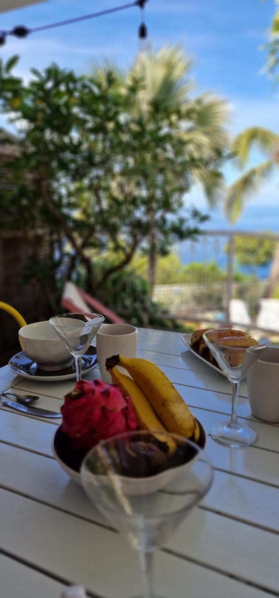 La Boheme, Residence De 5 Appartements Avec Piscine, Vue Ocean, Petite Ile Petite Île Exterior foto