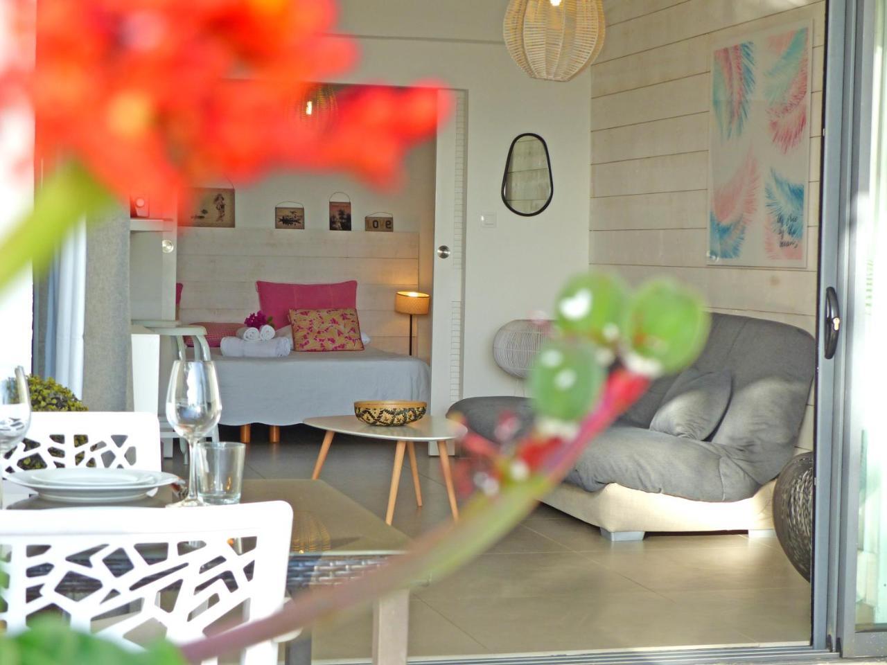 La Boheme, Residence De 5 Appartements Avec Piscine, Vue Ocean, Petite Ile Petite Île Exterior foto