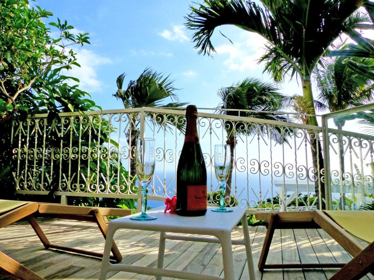 La Boheme, Residence De 5 Appartements Avec Piscine, Vue Ocean, Petite Ile Petite Île Exterior foto