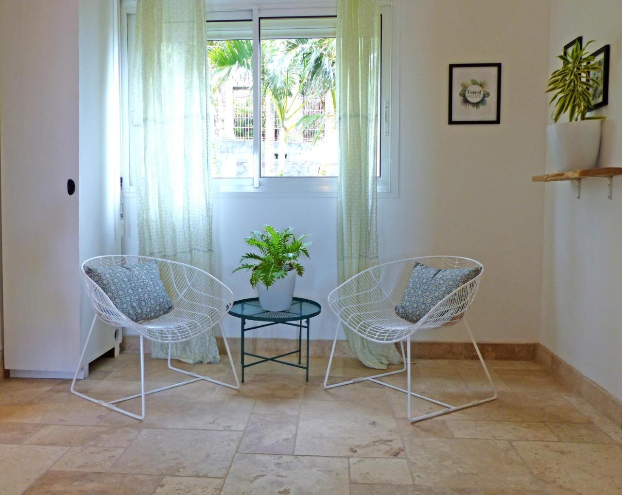 La Boheme, Residence De 5 Appartements Avec Piscine, Vue Ocean, Petite Ile Petite Île Exterior foto